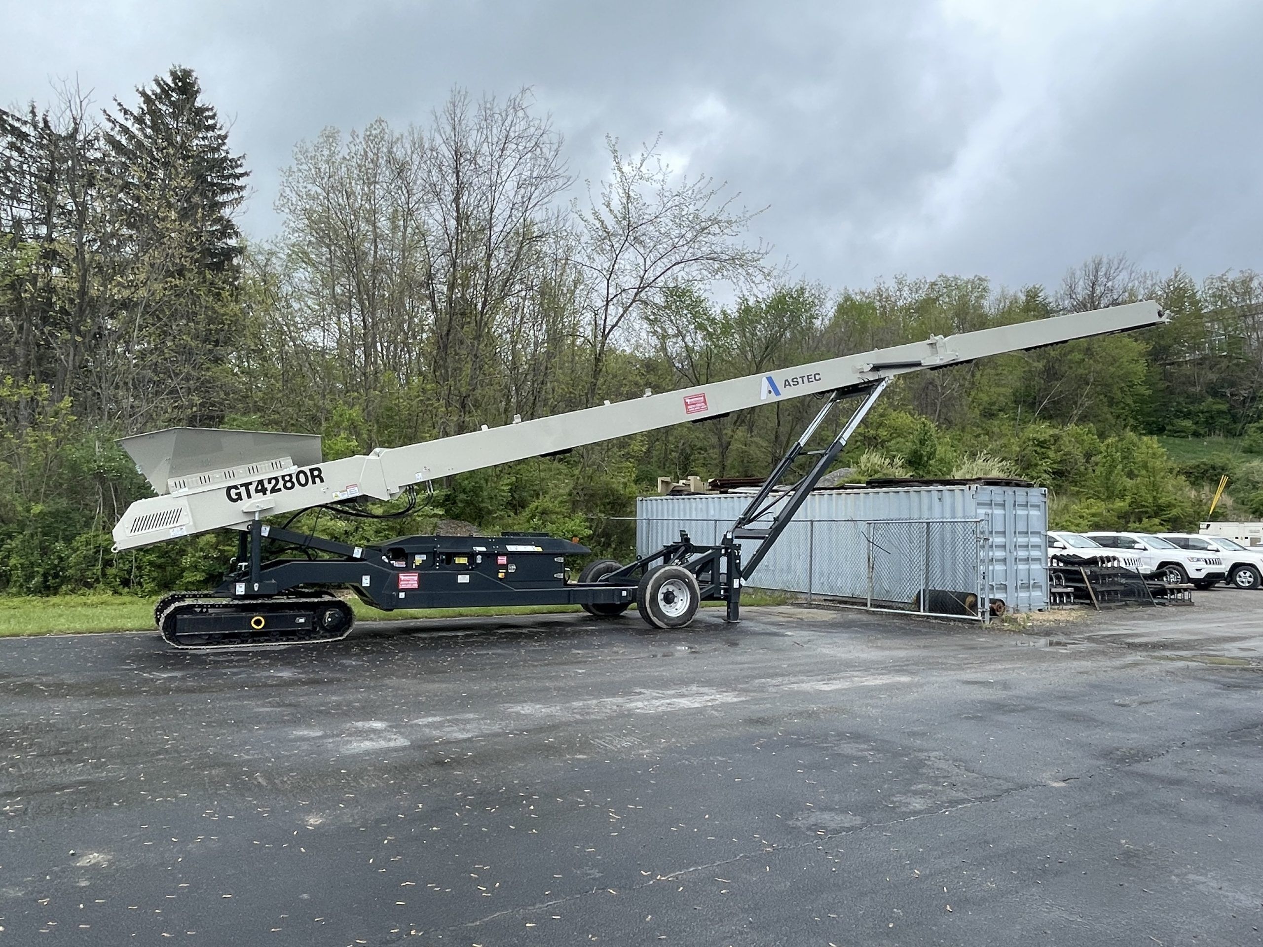 2023 Astec GT4280R Track, Radial Stacking Conveyor