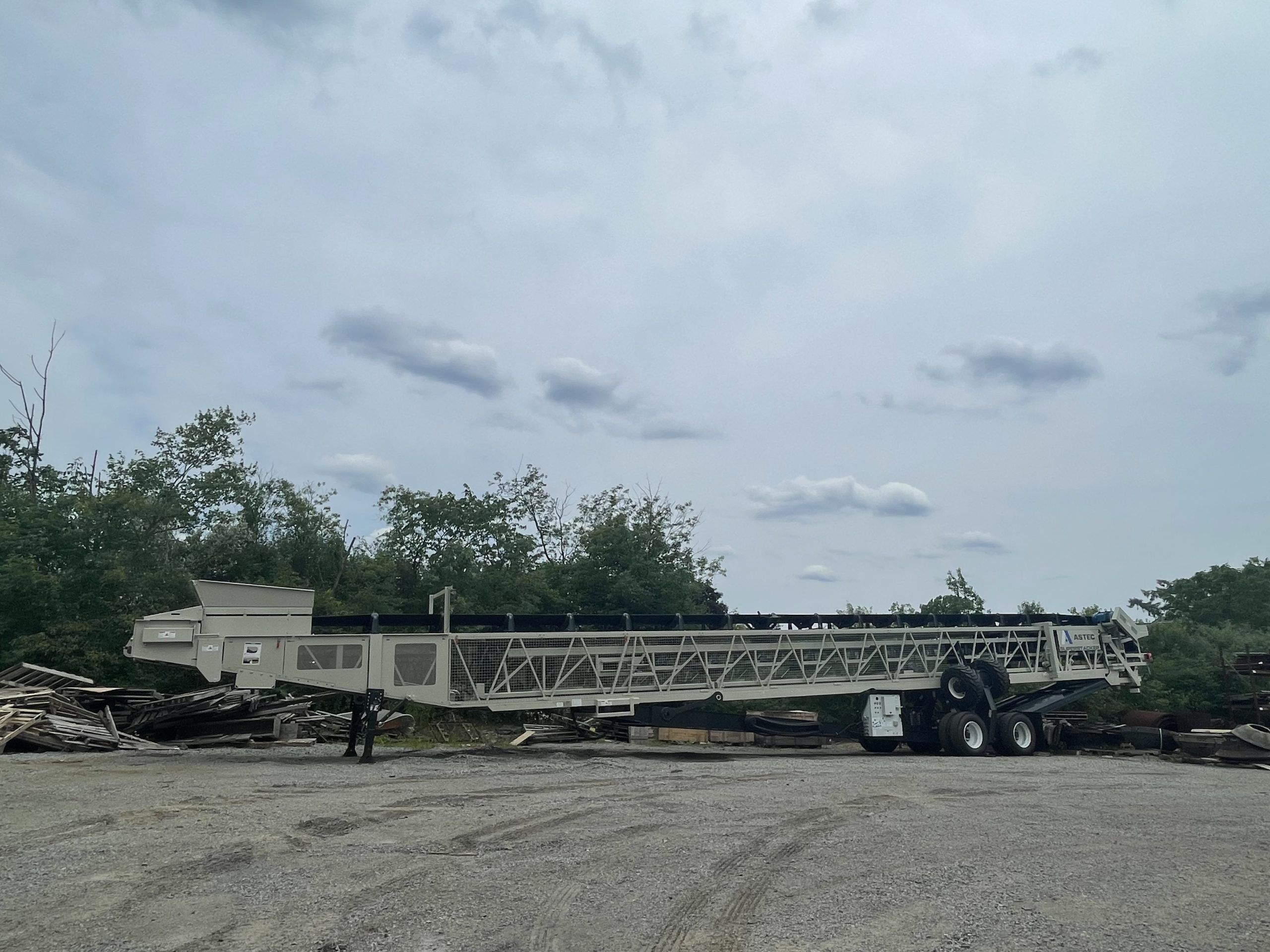 2024 Astec Series 33-36136LP SuperStacker Telescoping Conveyor - Image 2