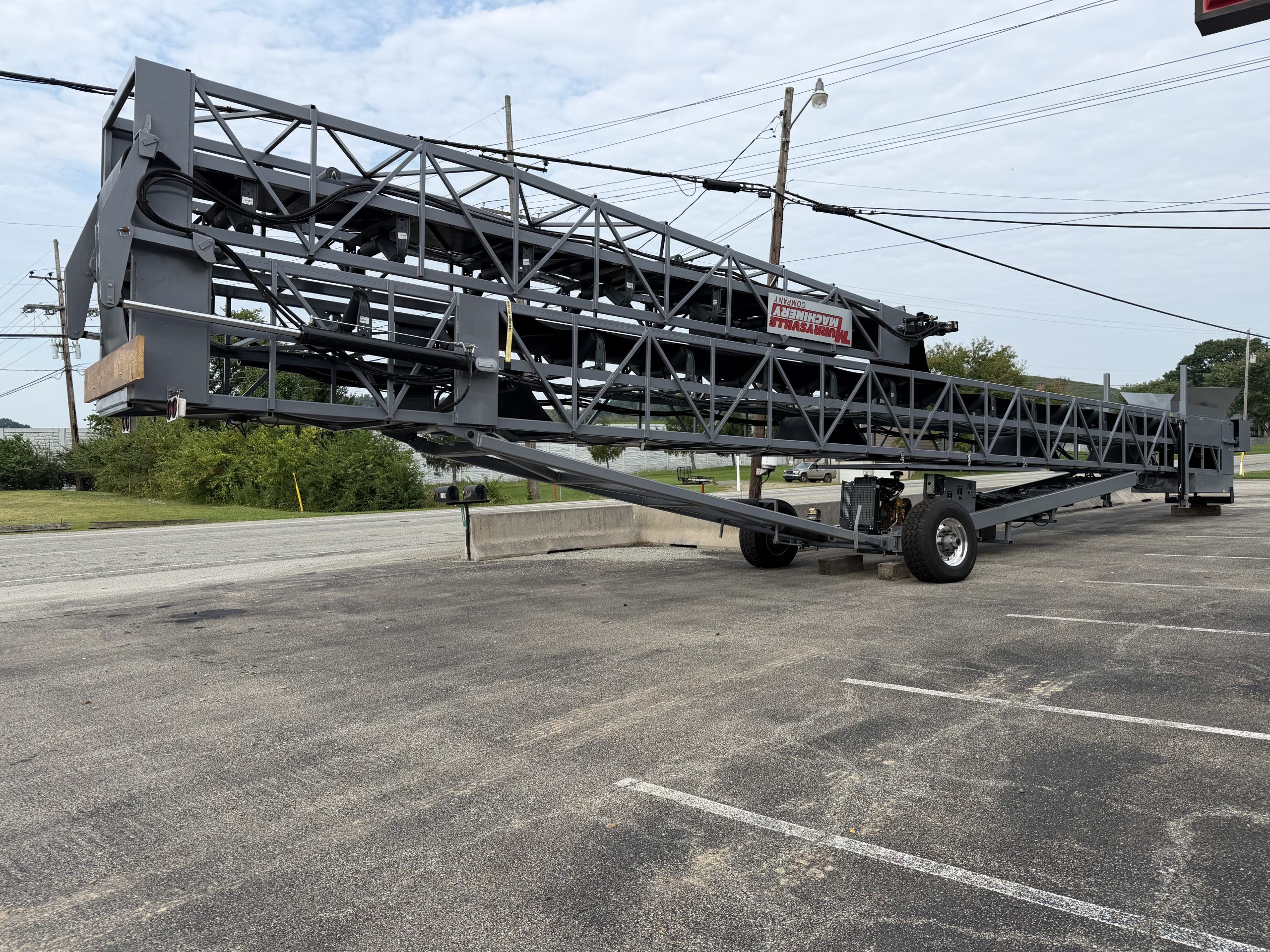 36x100 Diesel Self Contained Radial Stacking Conveyor